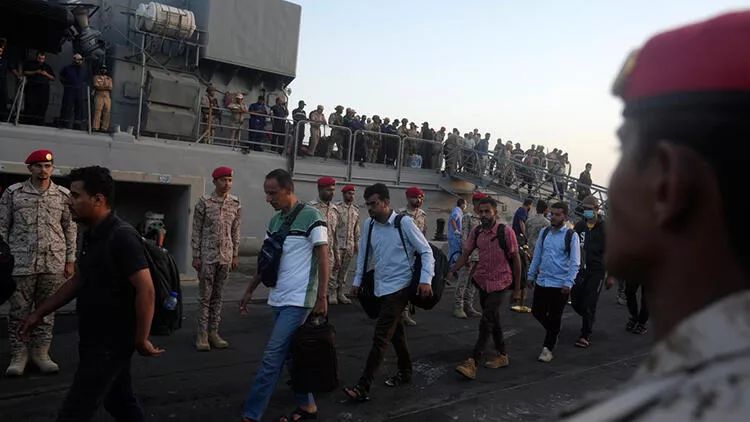 Sudandakı münaqişə nəticəsində 700 mindən çox insan didərgin düşüb