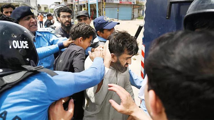 Pakistan məhkəməsi İmran Xanı azadlığa buraxıb