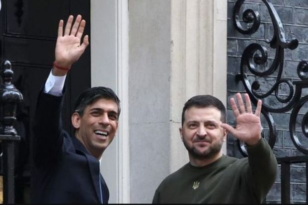 Zelenski Britaniyaya səfər etdi - FOTO