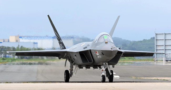 Cənubi Koreya yeni döyüş təyyarələrinin kütləvi istehsalına hazırlaşır