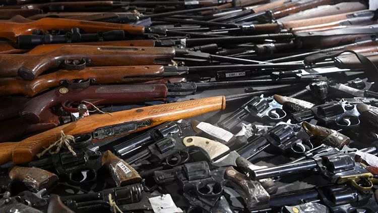 Serbiyada 100-dən çox məktəbdə bomba xəbərdarlığı verilib