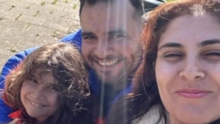 Almaniyaya gələn zəlzələ qurbanlarının anası və iki qızı evlərində ölü tapılıb