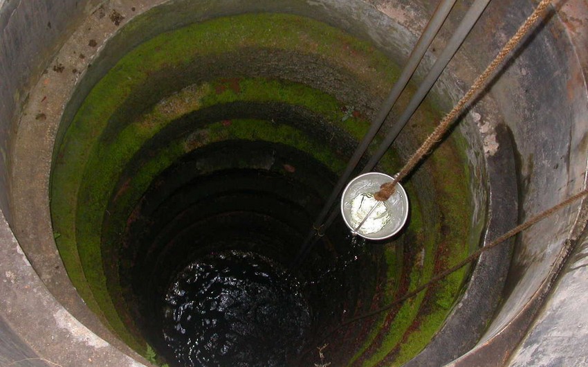 В Баку трагически погибли двое детей