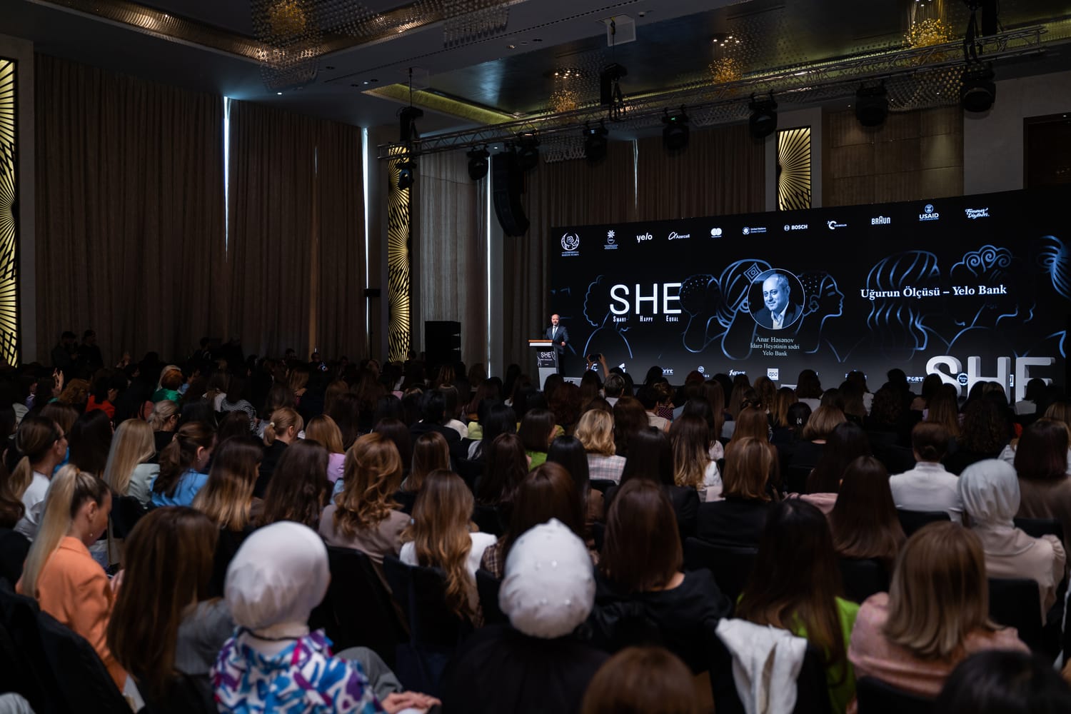 Yelo Bank поддержал очередной SHE Congress в Баку