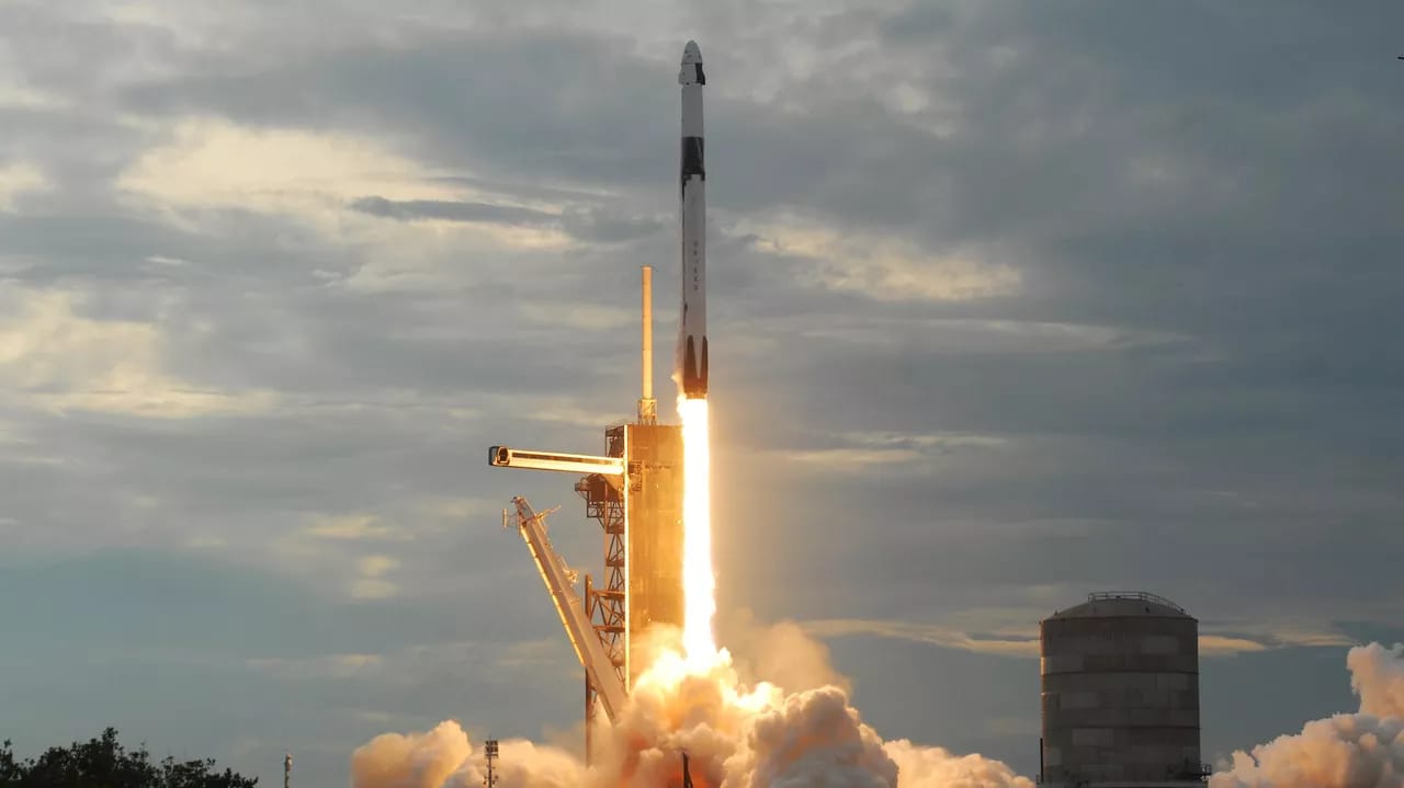 Səudiyyə Ərəbistanı astronavtlarının olduğu AX-2 kosmosa buraxılıb