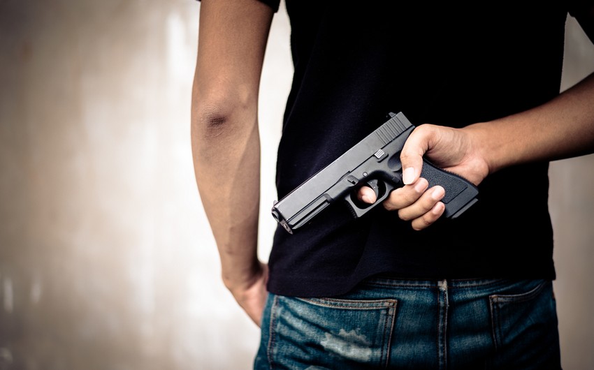 Bakıda üzərində tapança gəzdirən şəxs saxlanılıb