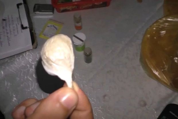 Qazaxda narkotik satmaqda şübhəli bilinən şəxs saxlanılıb - FOTO