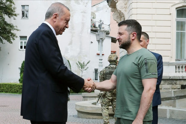 Zelenski Ərdoğanı türk dilində təbrik edib - FOTO