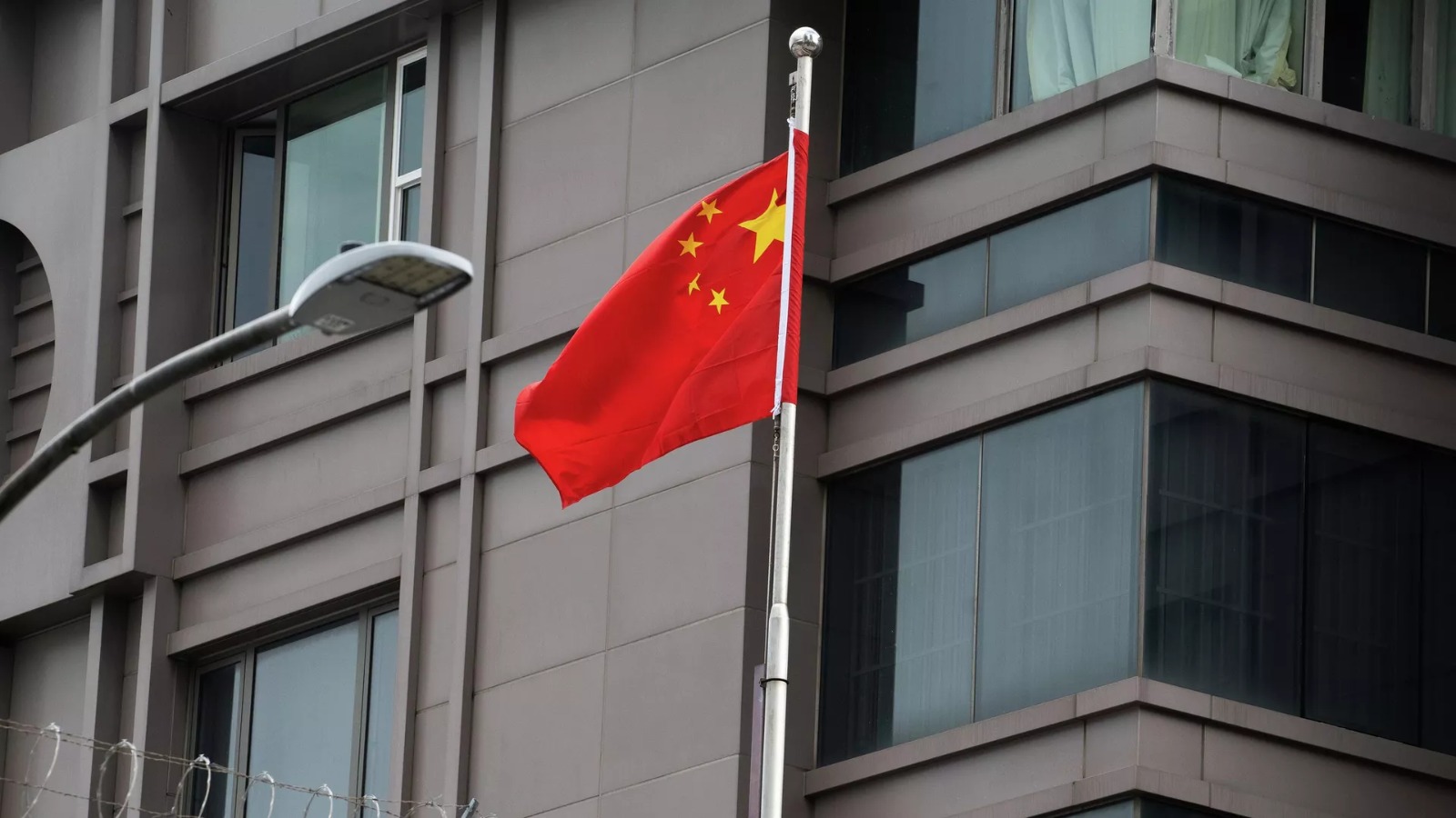 Çinin təyyarədaşıyan gəmisi Tayvan boğazından keçdi