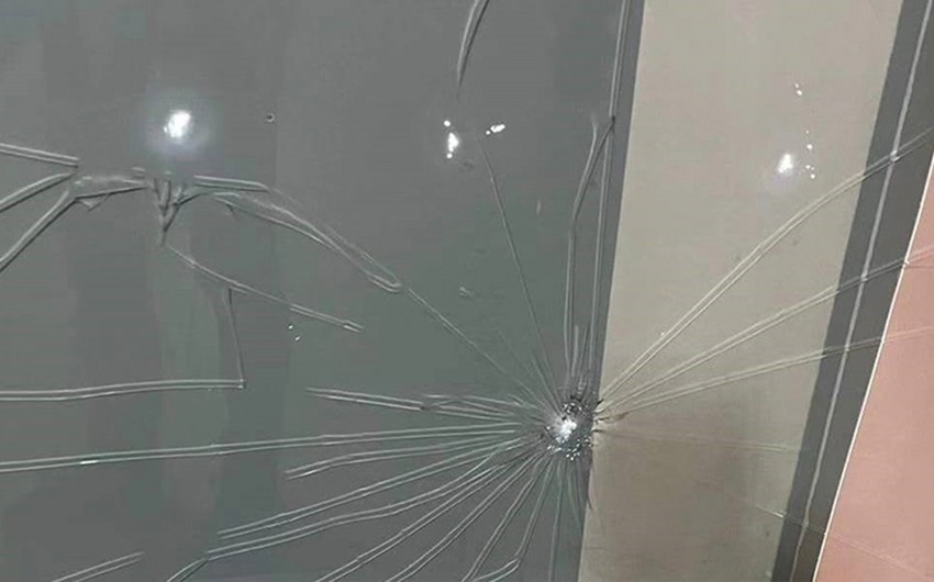 Türkiyədə hakim partiyanın binasına hücum olub