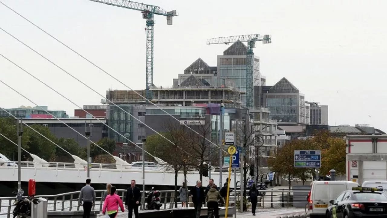 İrlandiyanın əhalisi 171 ildən sonra ilk dəfə 5 milyonu ötüb