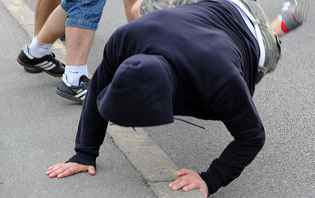 Bakıda şagirdlər arasında bıçaqlanma