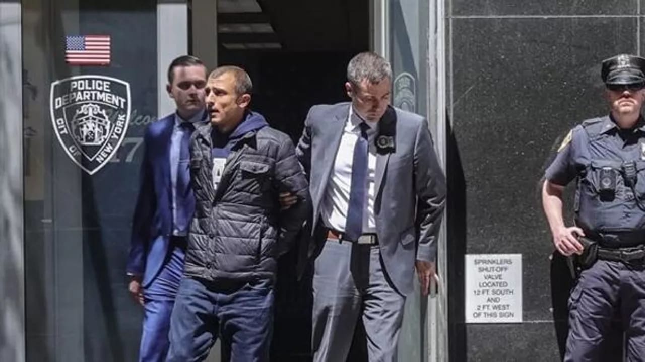 Türk evinə hücum edən şəxsə şizofreniya diaqnozu qoyulub