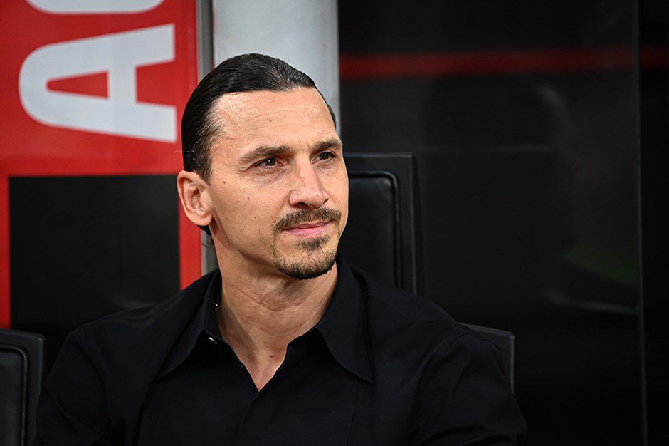 Zlatan İbrahimoviç futbolçu kariyerasını bitirdi