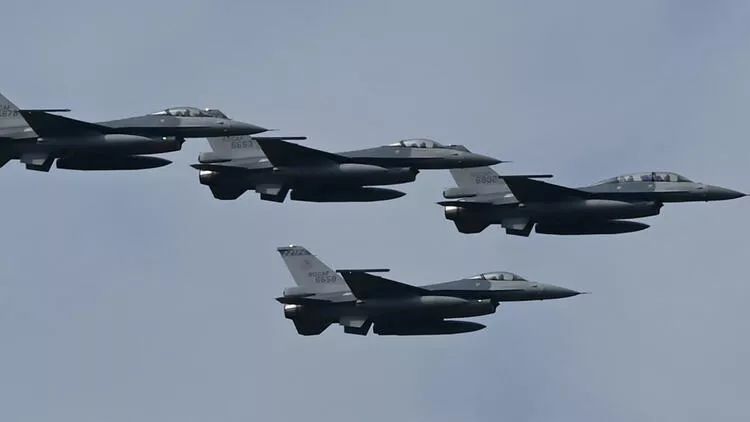 Çin və Rusiya təyyarələri Cənubi Koreyanın hava hücumundan müdafiə zonasına daxil olub