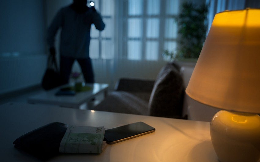 Bakıda qardaş bacısı ilə birləşib quldurluq etdi