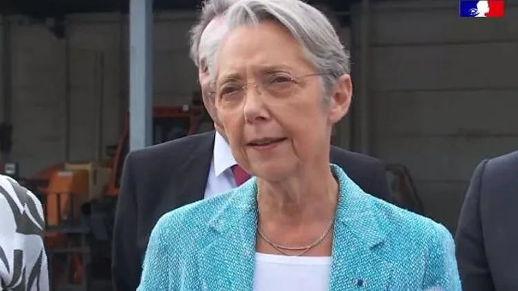 Fransa Baş Naziri: bıçaqlı hücumda yaralanan 4 uşağın vəziyyəti stabildir