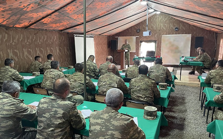 По итогам учений на освобожденных территориях проведено совещание под руководством Закира Гасанова