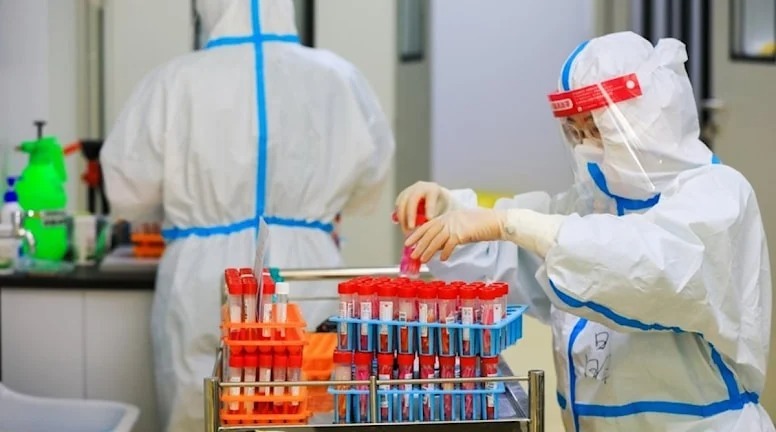 Covid-19-un necə yayıldığına dair dəhşətli iddia: Ən ölümcül virusları yığıb...