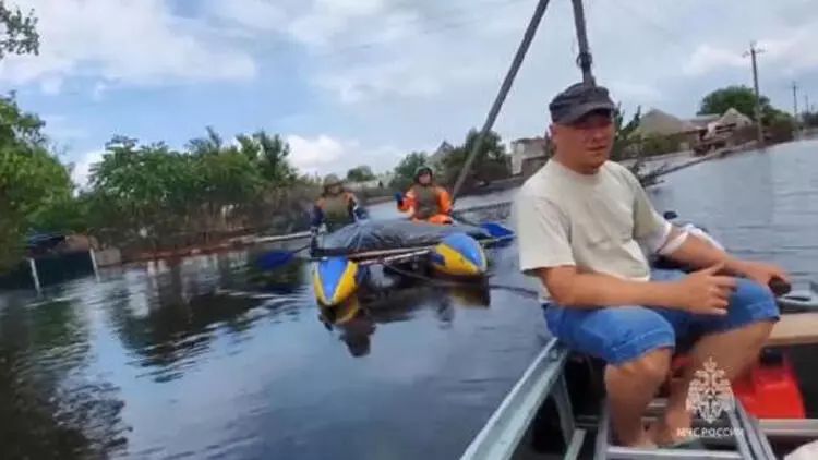 Rusiya Xersondan 7525 nəfəri təxliyə edib