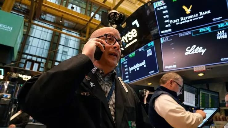 Wall Street Fed qərarından sonra enişlə açıldı