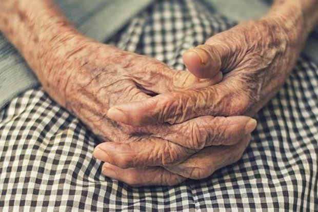 Şirvanda 86 yaşlı qadının pulu və üzüyü oğurlanıb