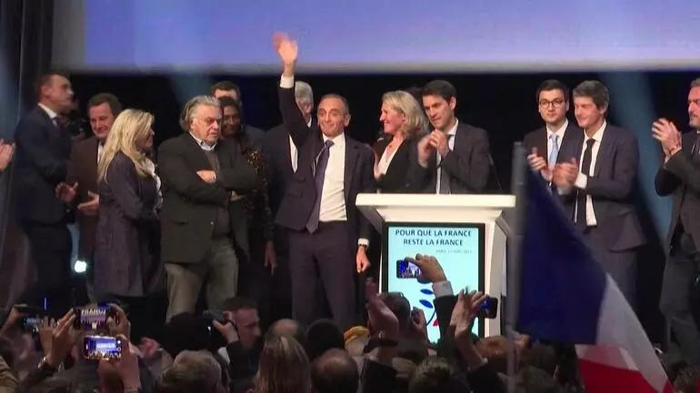 Fransada keçmiş prezidentliyə namizədə qarşı qanlı etiraz aksiyası keçirilib