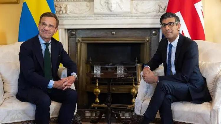 İsveçin baş naziri Kristersson britaniyalı həmkarı Sunak ilə görüşüb