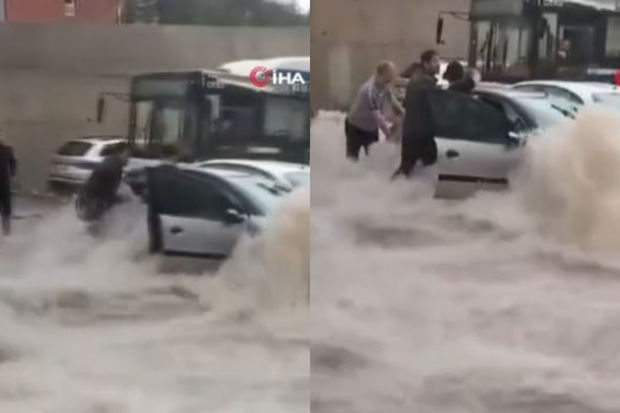 Türkiyədə sel zamanı köməksiz qalan sürücünün xilasedilmə görüntüləri - VİDEO