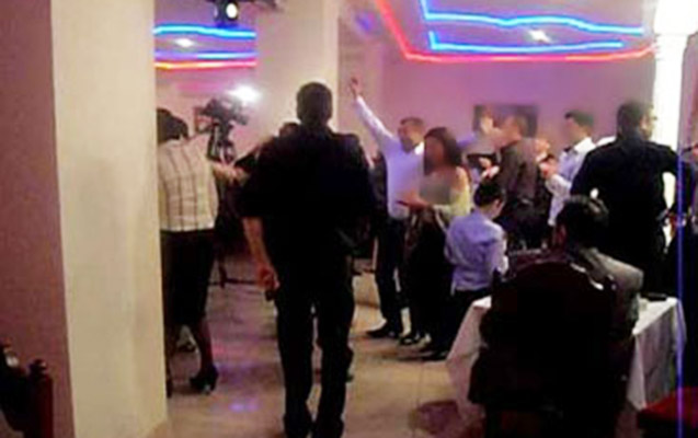 Toyda bacısı oğlunu bıçaqladı