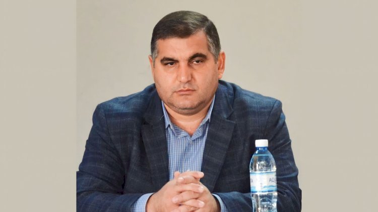 “Bir qrup avara, işsiz-gücsüz adam efiri zəbt edib”