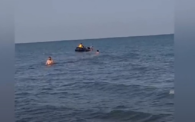 Batma təhlükəsində olan 3 nəfər xilas edildi - Video