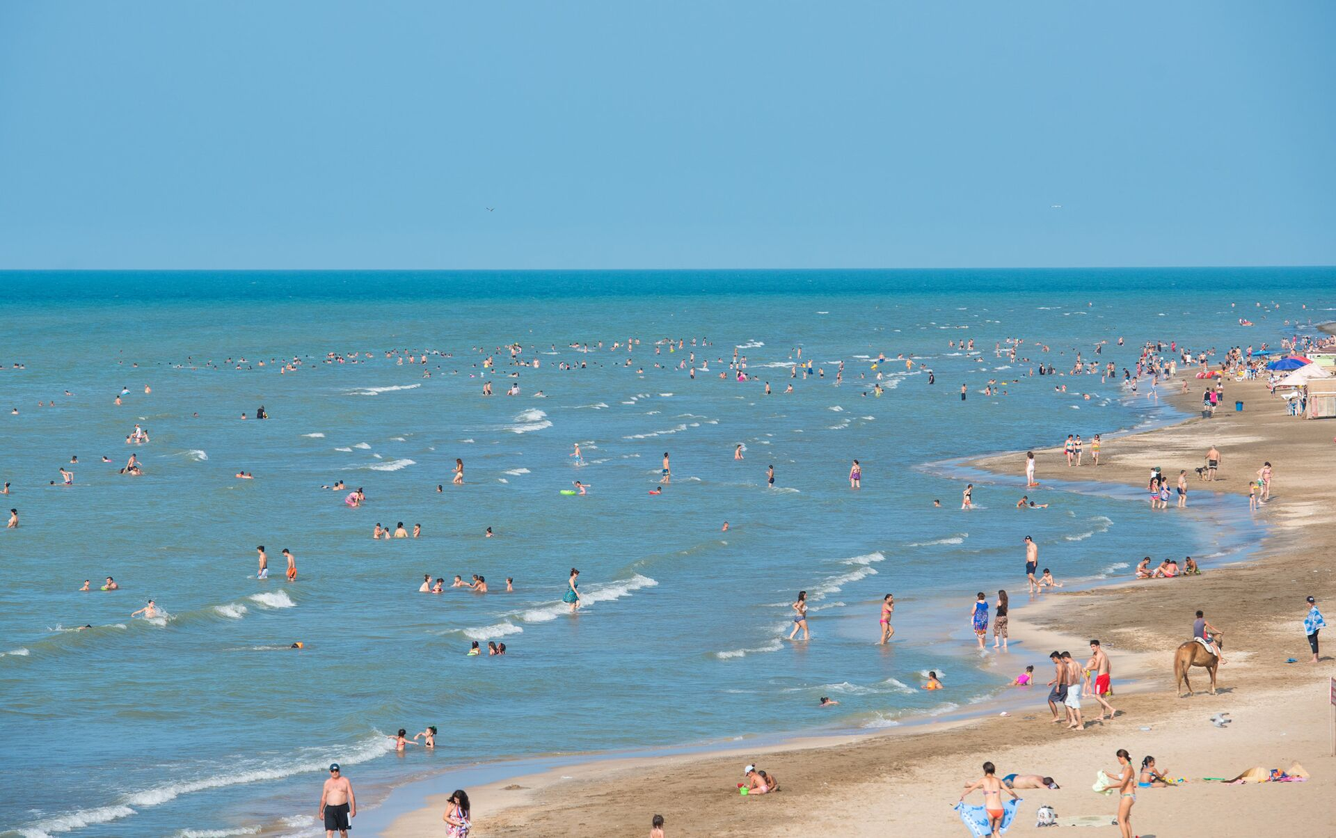 Pirşağıda çimərlikdə itkin düşən azyaşlı tapıldı - VİDEO