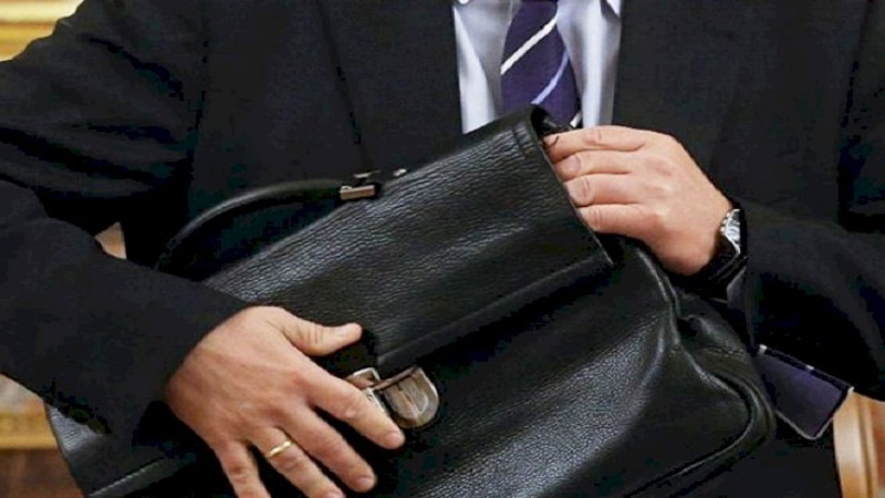 Rüşvətə görə həbs olunan direktordan xəbər var