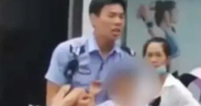 Çinin Quandun əyalətinin məktəbində bıçaqlı hücub edilib