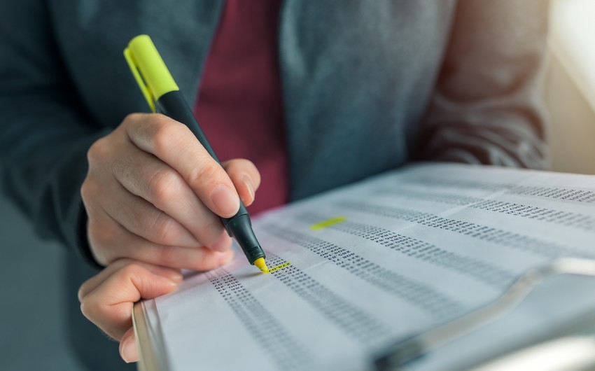 В Азербайджане приостановлено действие лицензий около 200 страховых посредников