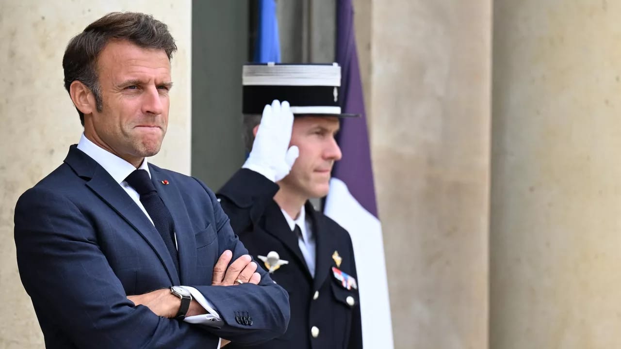 Makronun evinə kəsilmiş barmaq göndərildi