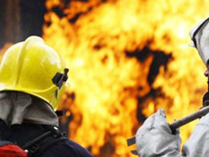 Gəncədə icra hakimiyyətinin binasında yanğın