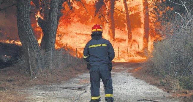 İspaniyada 4255 nəfər təxliyə edilib