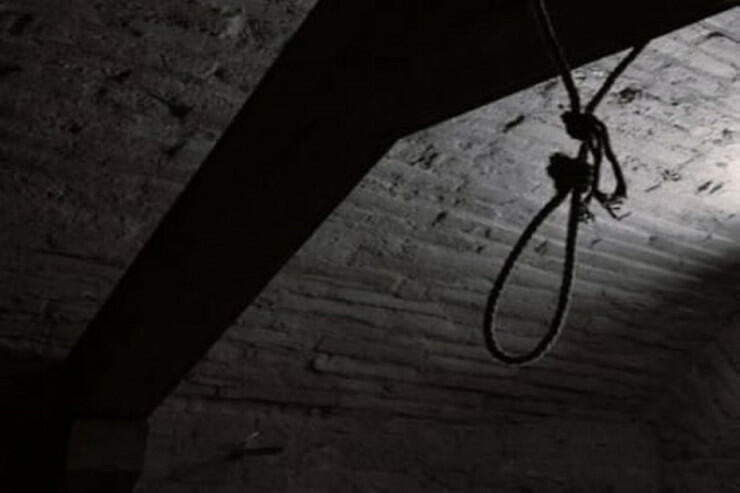 Bakıda xəstəxanada dəhşət: evə getmək istəyən xəstə özünü asdı