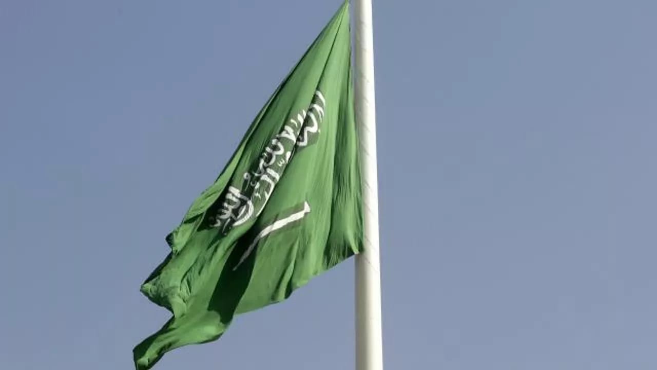 Səudiyyə Ərəbistanı İsveçdə Quranın yandırılmasını pisləyib