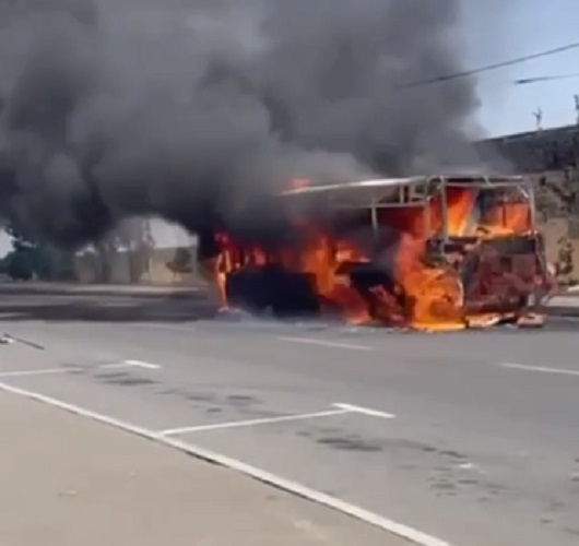 Bakıda 46 nömrəli avtobusda yanğın - ANBAAN VİDEO