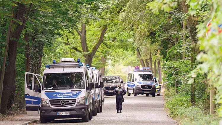 Almaniyanın paytaxtı Berlində görünən şir panikaya səbəb olub