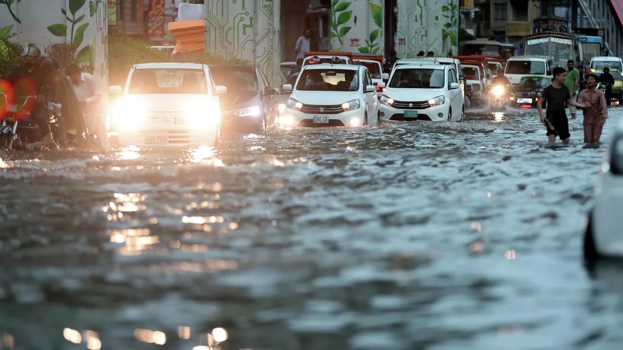 Pakistanda musson yağışları nəticəsində ölənlərin sayı 133 nəfərə çatıb