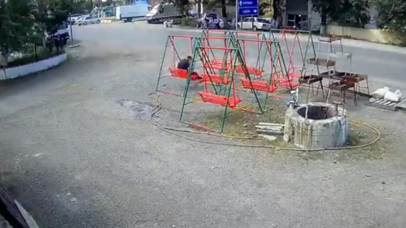 Lənkəranda zəlzələ anı (VİDEO)