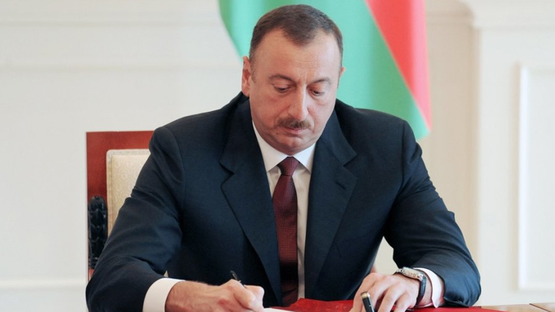 Borclunun bank hesabına həbs qoyulacaq - Prezidentdən sərəncam