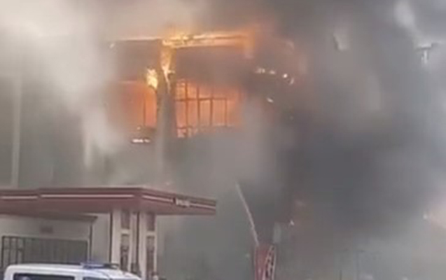 Sumqayıtda şadlıq evi yanır - Video - Yenilənib