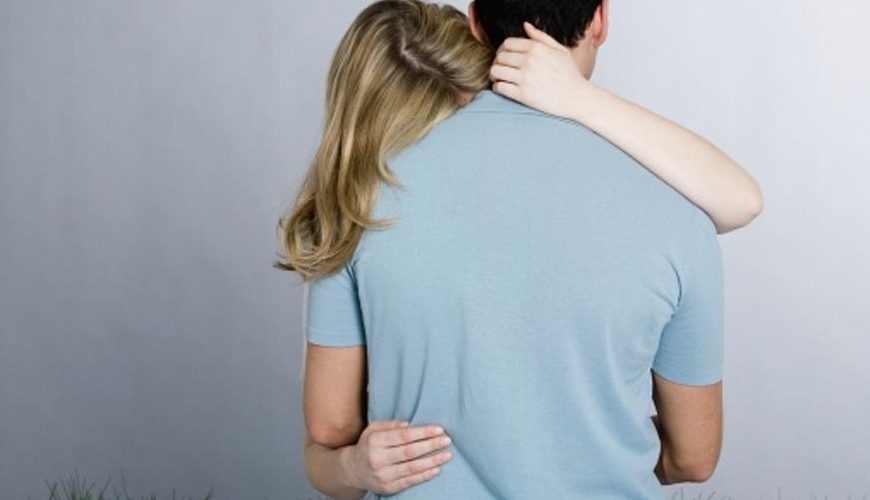 Evli qadın sevgilisi ilə videosunu çəkdi, qayınanası isə... – Azərbaycanda ŞOK OLAY