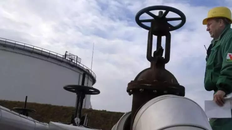 Polşa Drujba Neft Kəmərində sızma aşkar edib