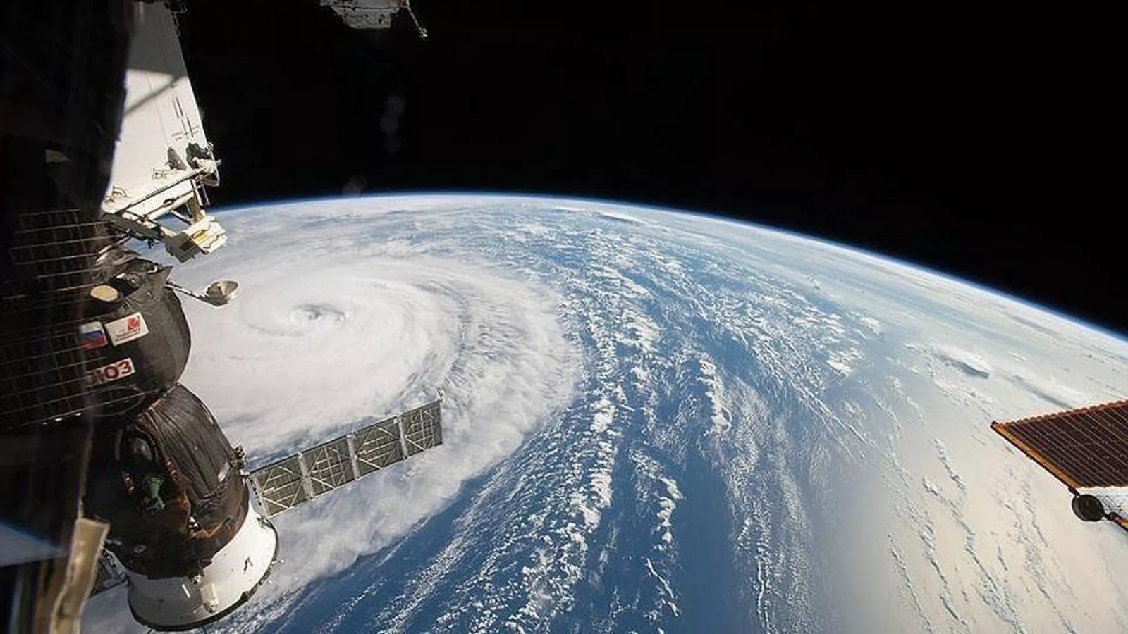 Rusiya hərbi peyk daşıyan “Soyuz” raketini kosmosa göndərib